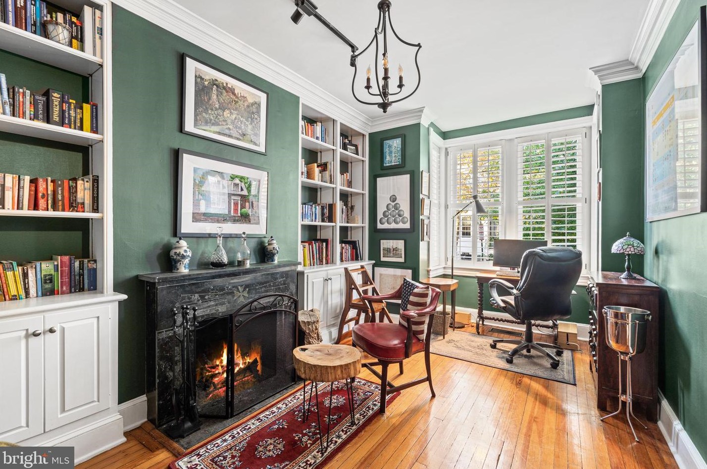 3408 Dent Pl, Washington DC 20007-2713 exterior