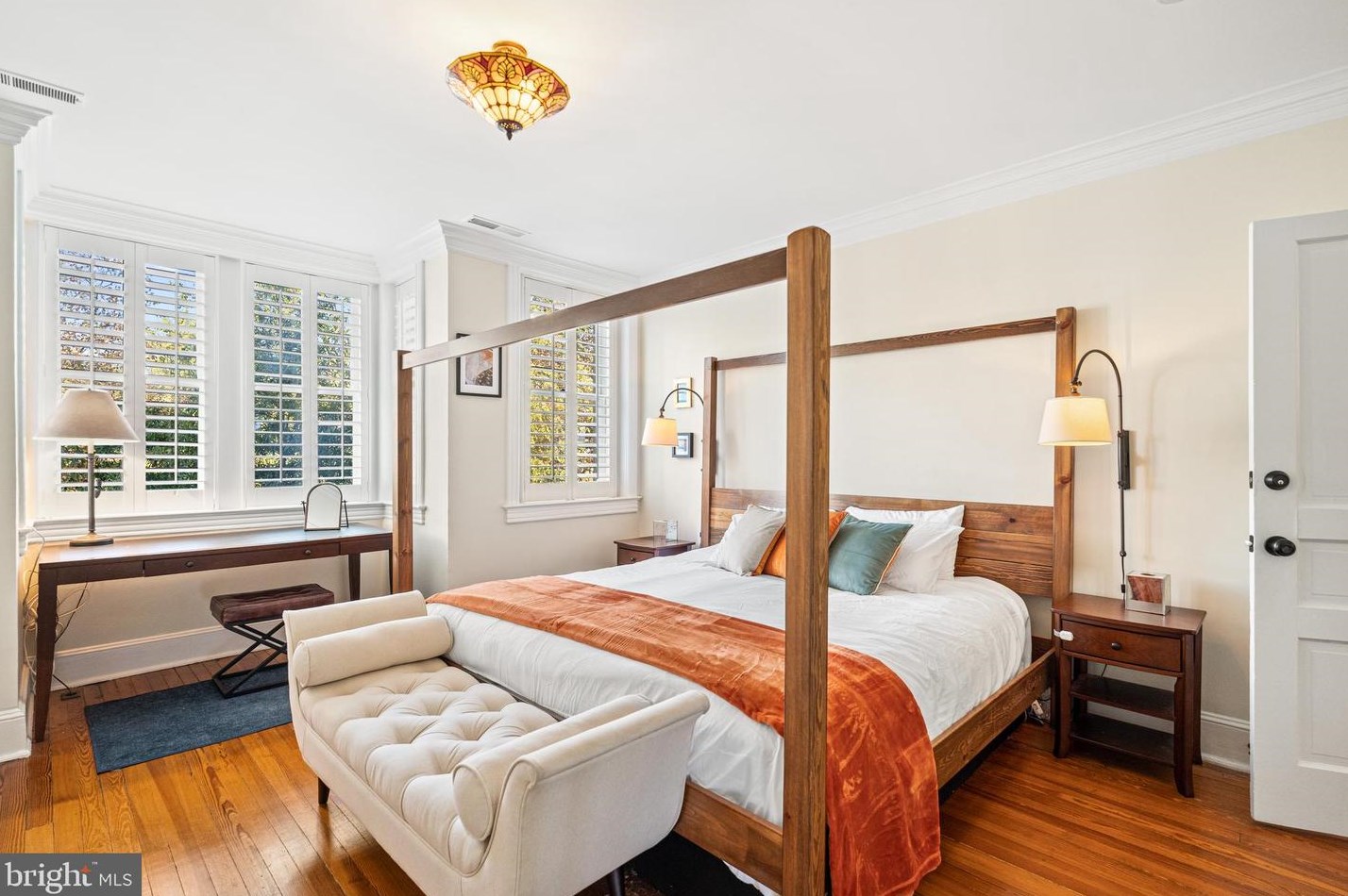 3408 Dent Pl, Washington DC 20007-2713 exterior