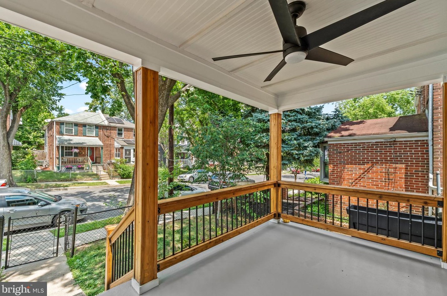 715 Faraday Pl, Washington, DC 20017-2358