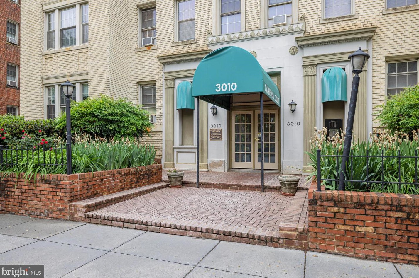 3010 Wisconsin Ave Nw #211, Washington, DC 20016