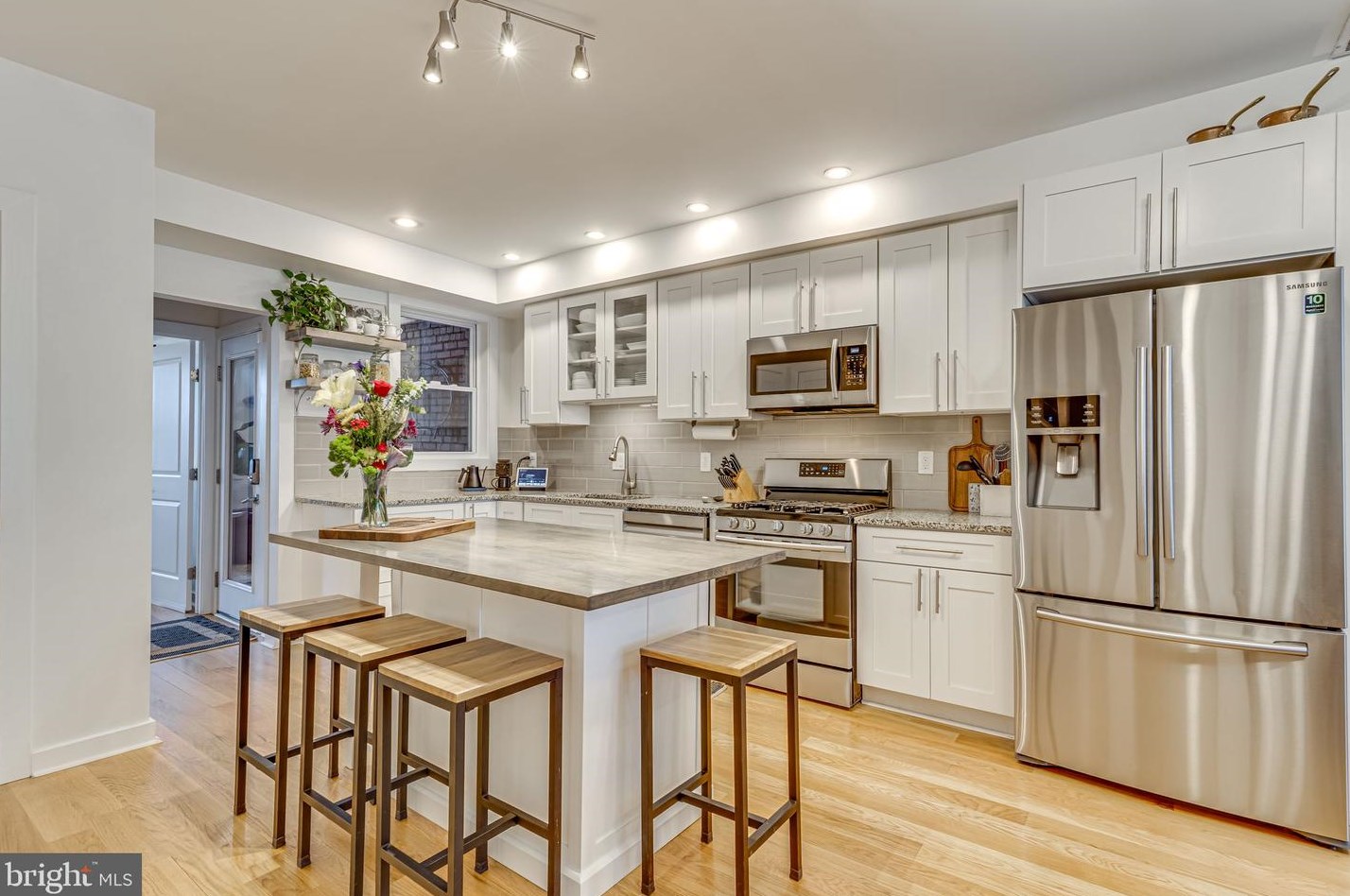 36 Rhode Island Ave, Washington, DC 20001-1007