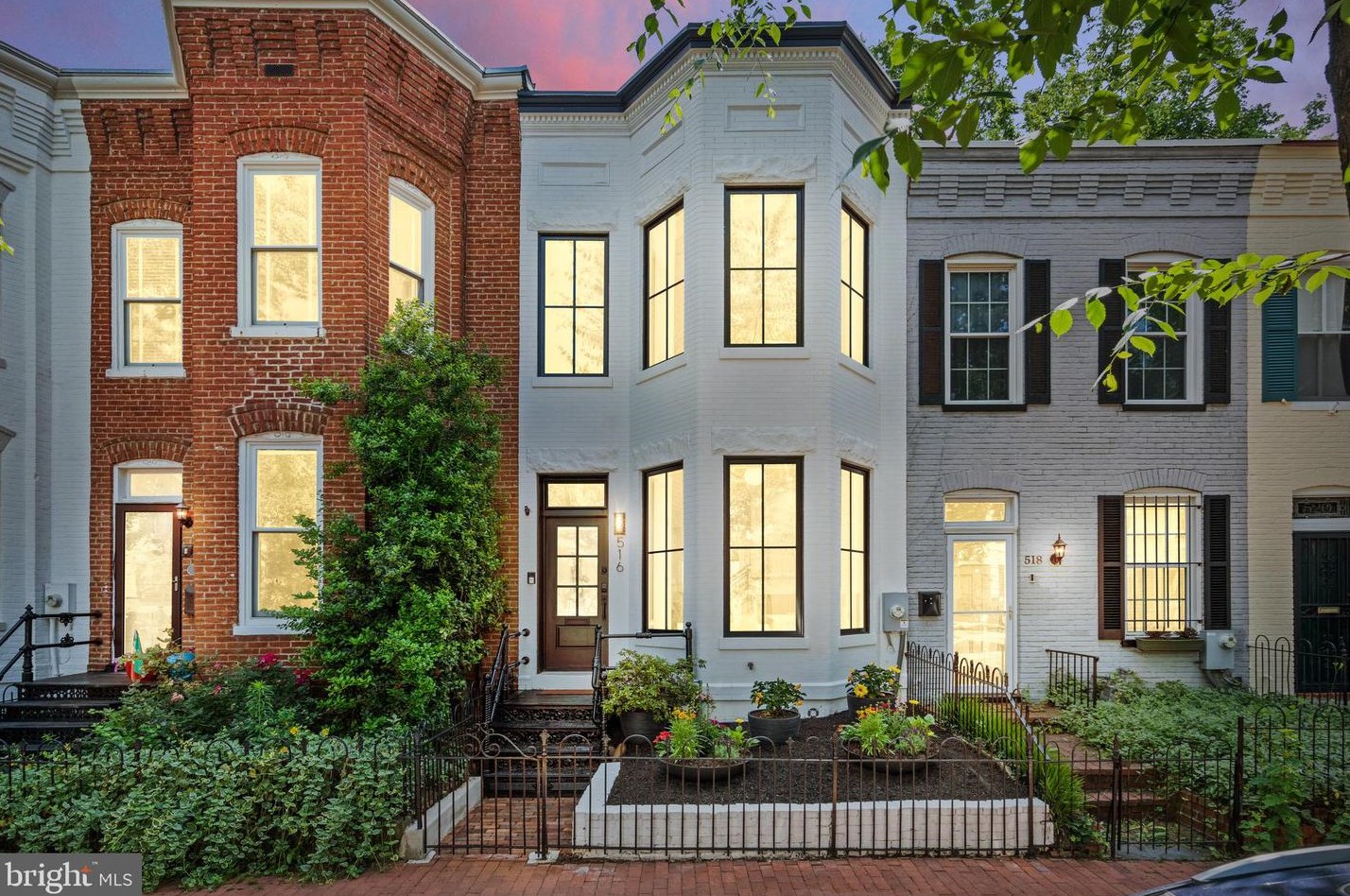 516 10th St, Washington DC  20003-2806 exterior