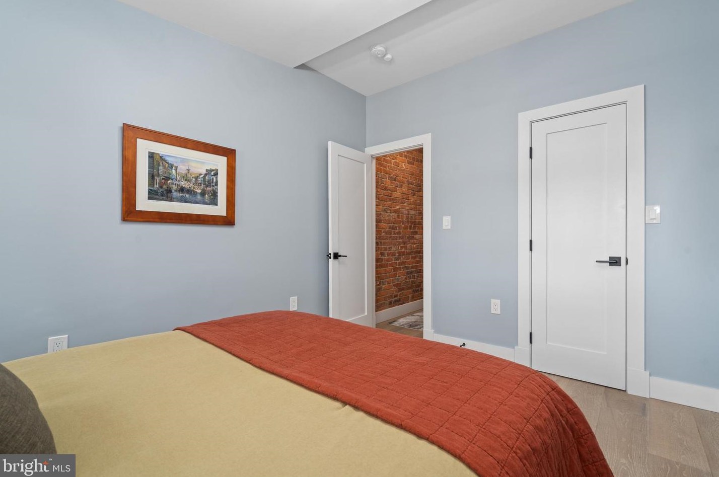 516 10th St, Washington DC  20003-2806 exterior