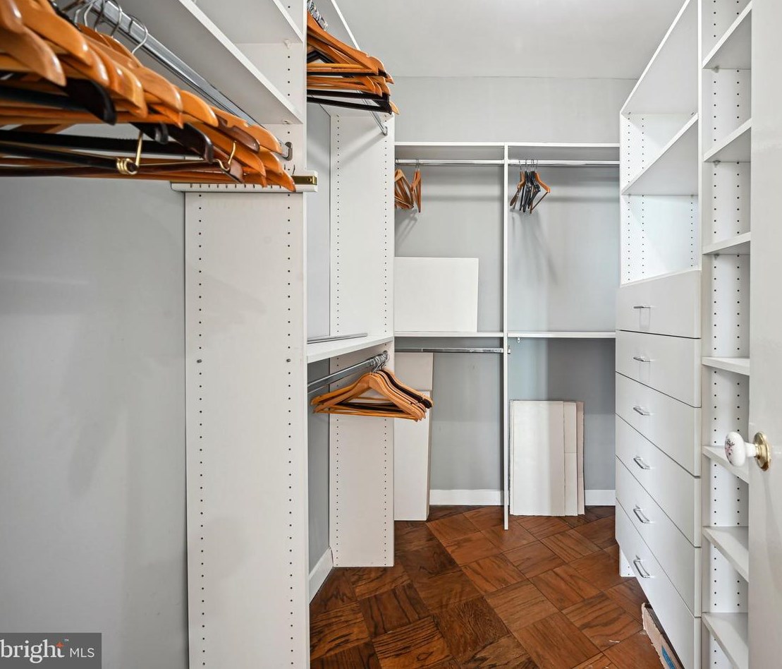 2801 New Mexico Ave, Washington DC  20007-3921 exterior