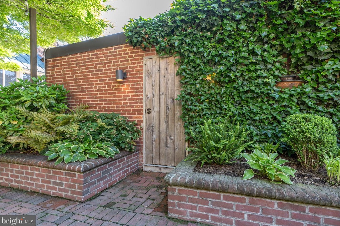 3417 Prospect St, Washington DC 20007-3219 exterior