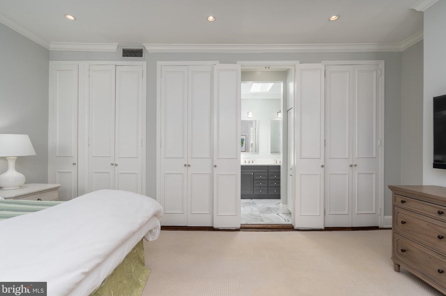 3417 Prospect St, Washington DC 20007-3219 exterior