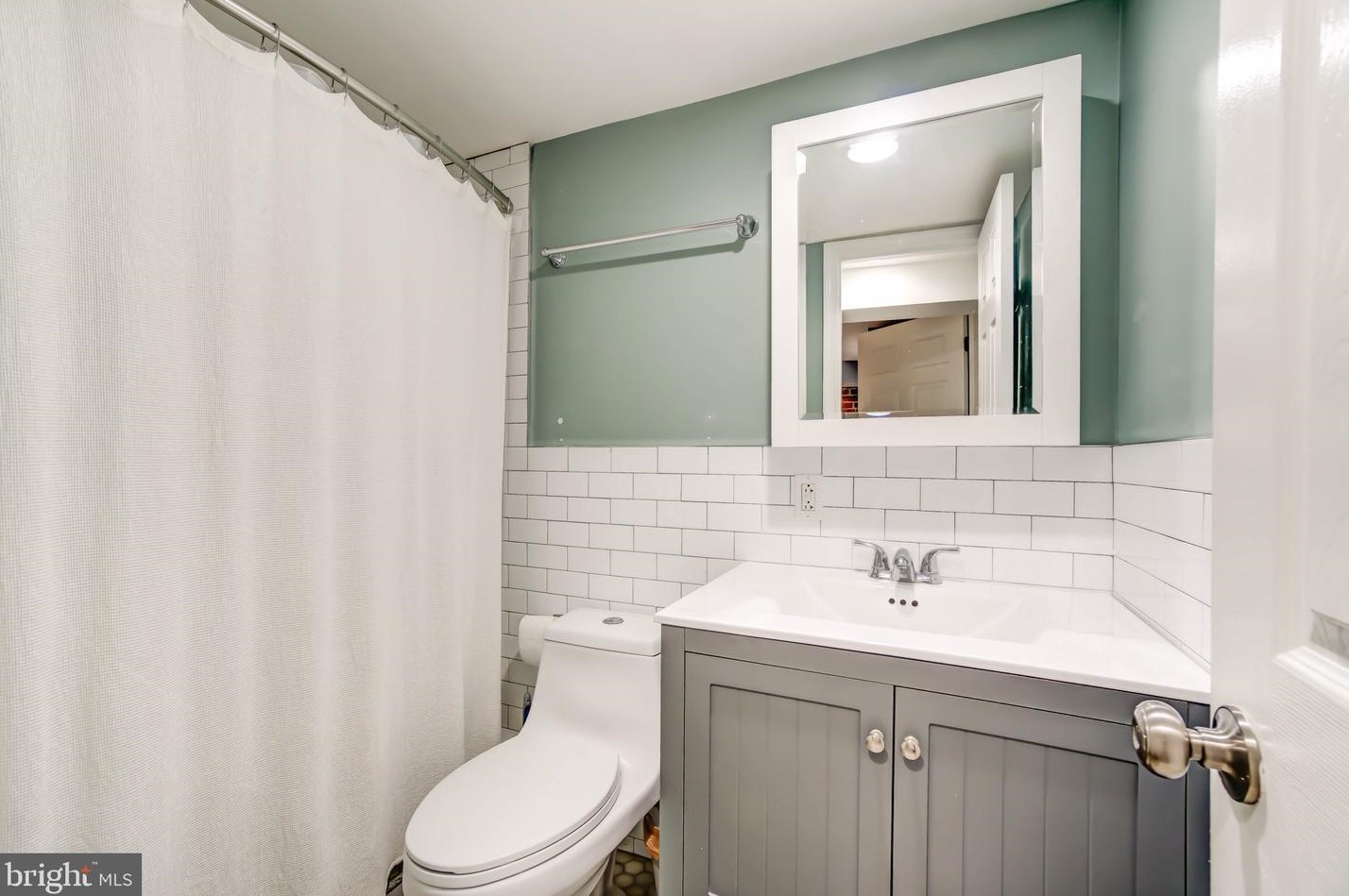 659 K St, Washington DC  20001-2506 exterior