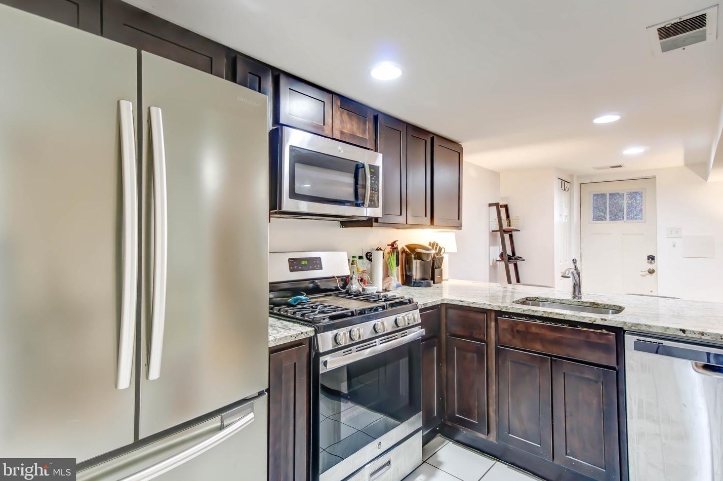 659 K St, Washington DC  20001-2506 exterior