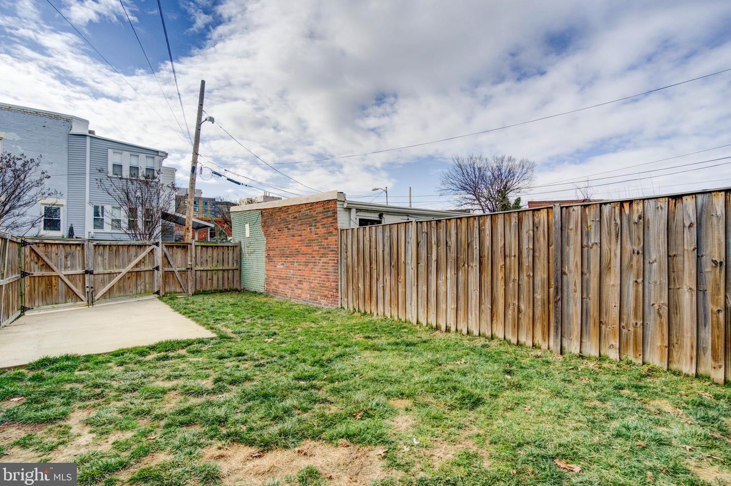 659 K St, Washington DC  20001-2506 exterior