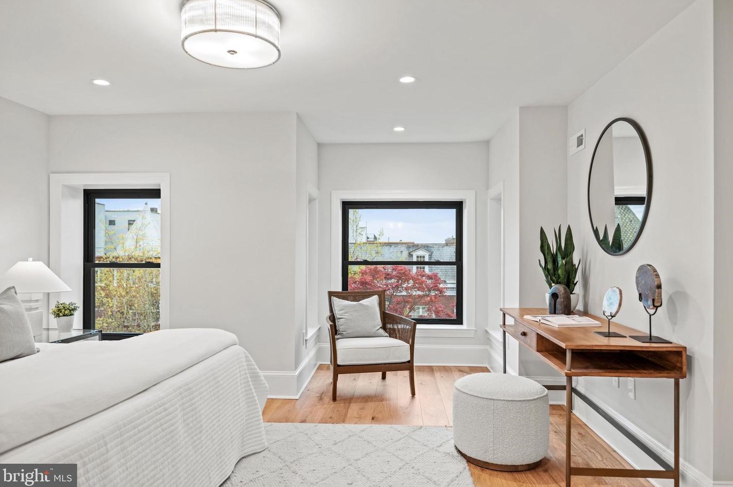 1451 Chapin St, Washington DC  20009-4510 exterior