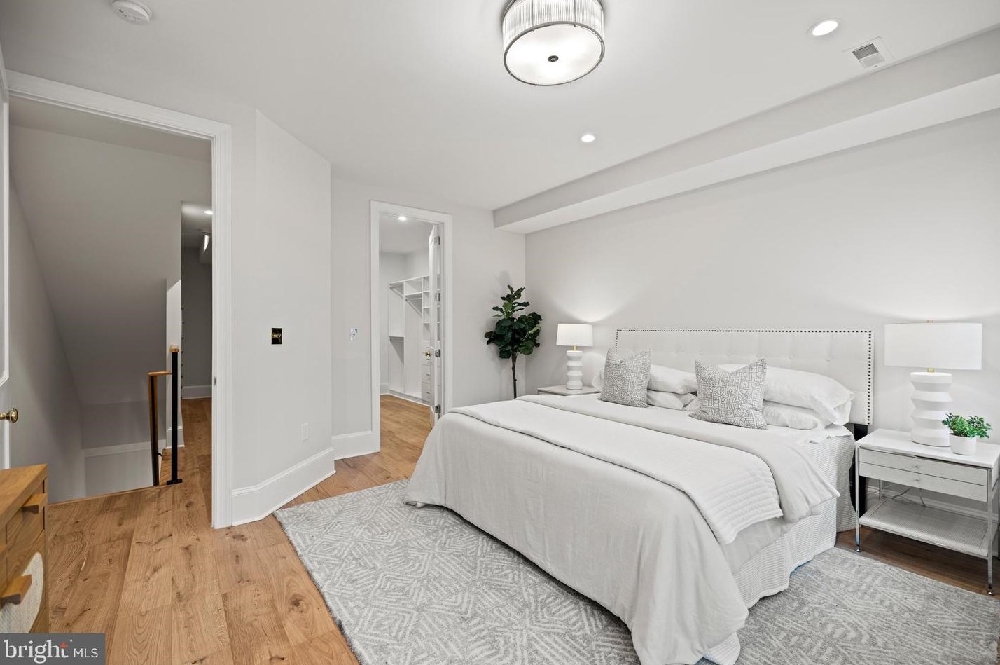 1451 Chapin St, Washington DC  20009-4510 exterior