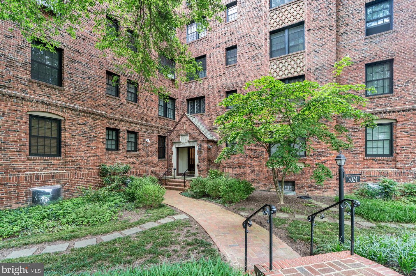 3024 Tilden St Nw #304c, Washington, DC 20008