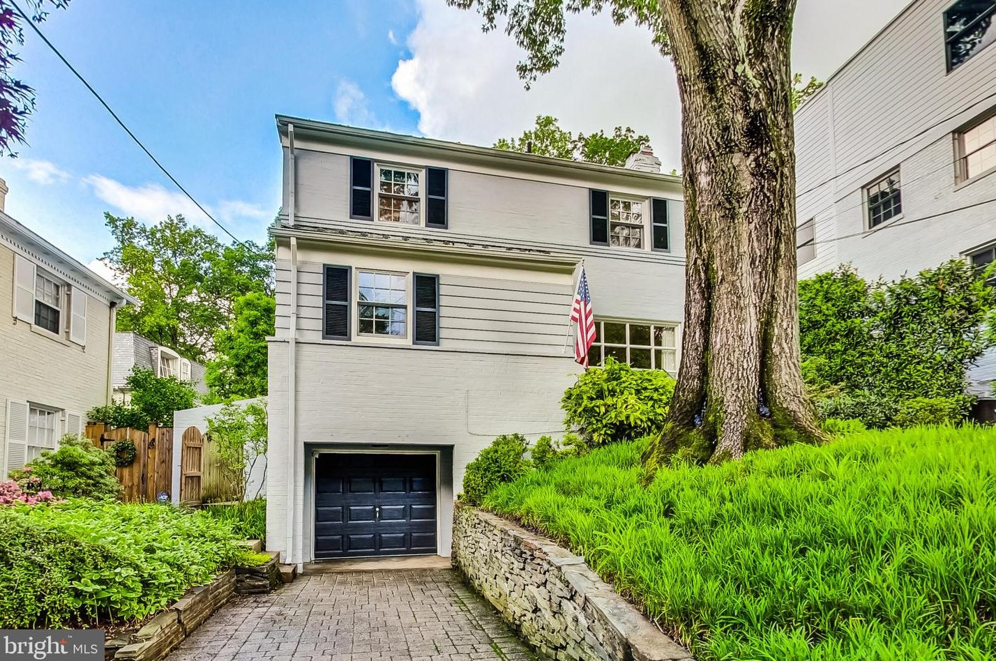 4831 Calvert St Nw, Washington, DC 20007