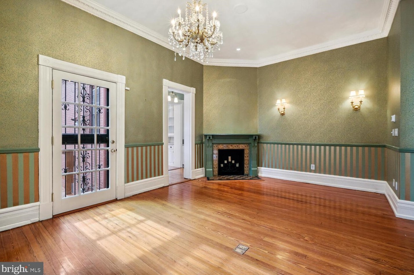 2010 Hillyer Pl, Washington DC 20009-1006 exterior