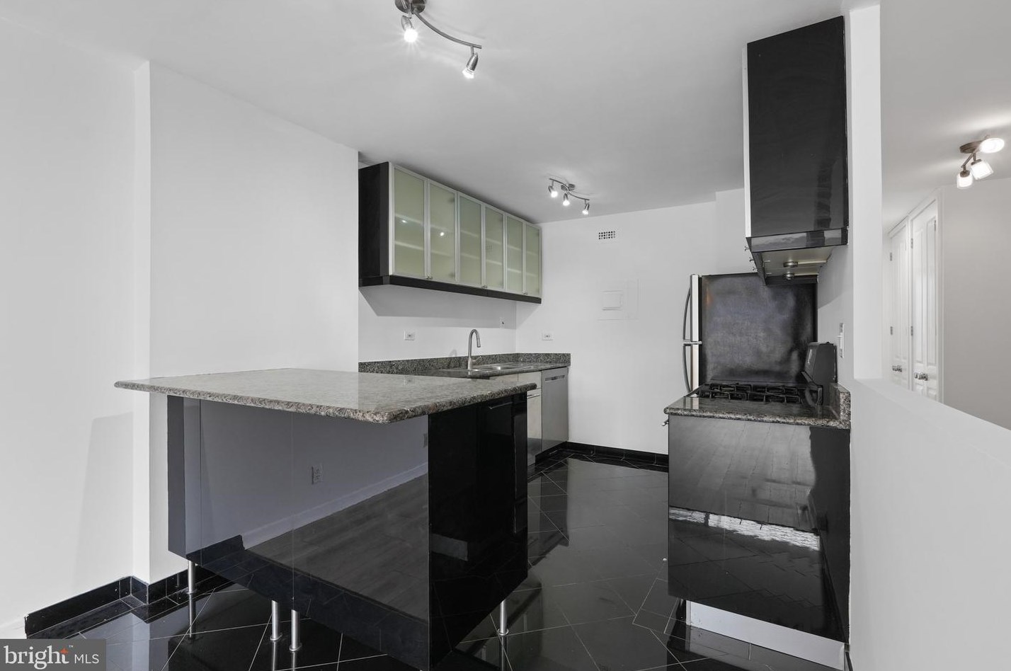 2201 L St Nw #714, Washington, DC 20037