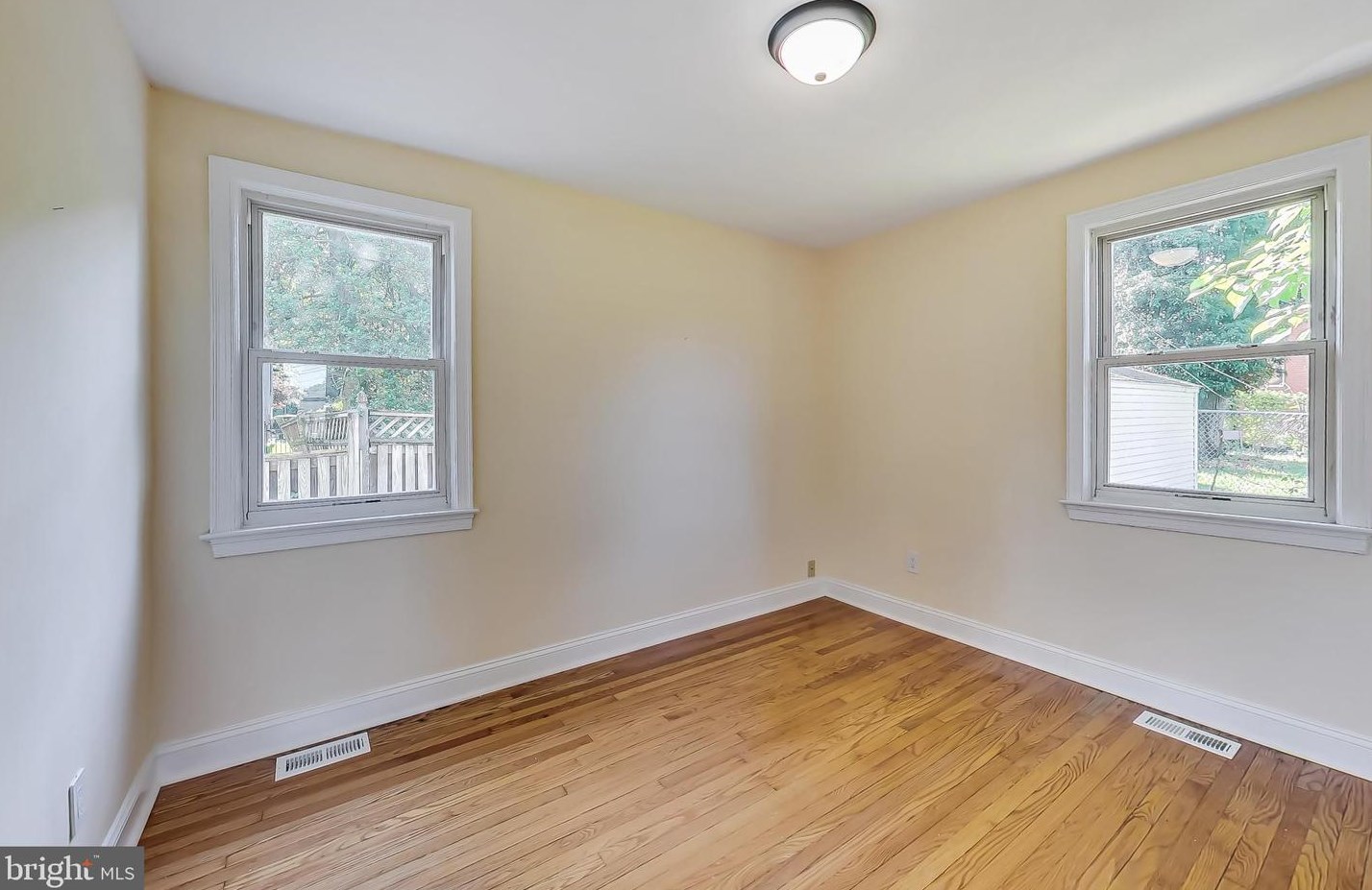 2225 Shepherd St, Washington DC  20018-3141 exterior