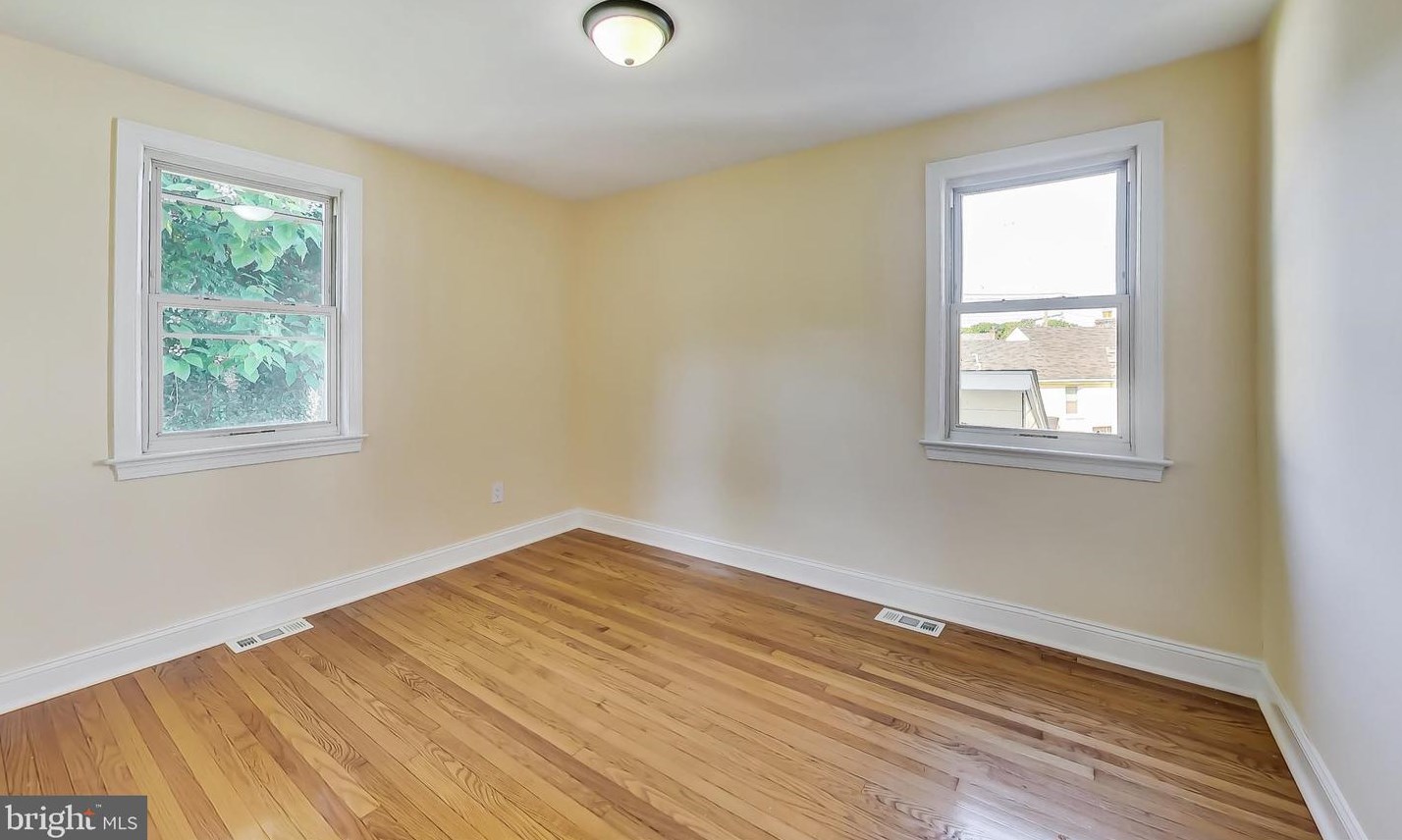 2225 Shepherd St, Washington DC  20018-3141 exterior