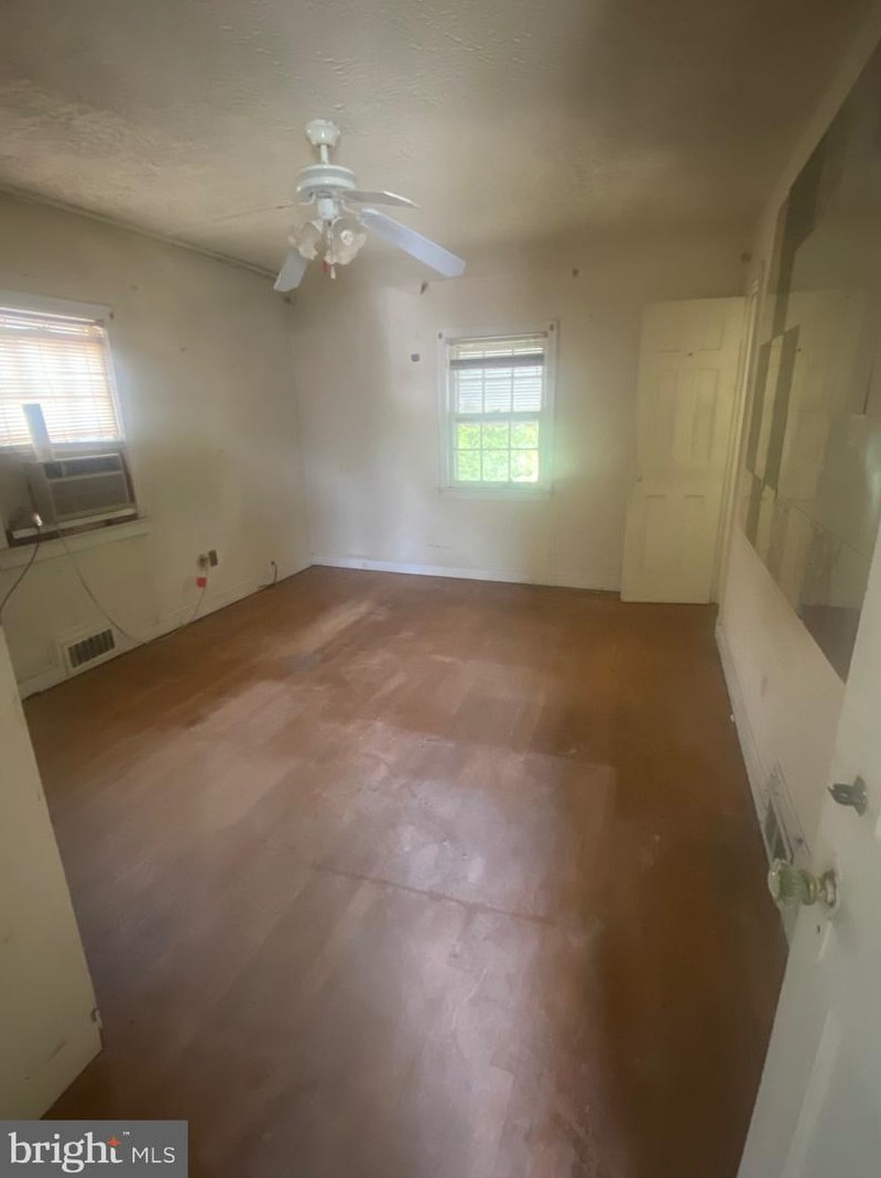 4320 21st St, Washington, DC 20018-3312