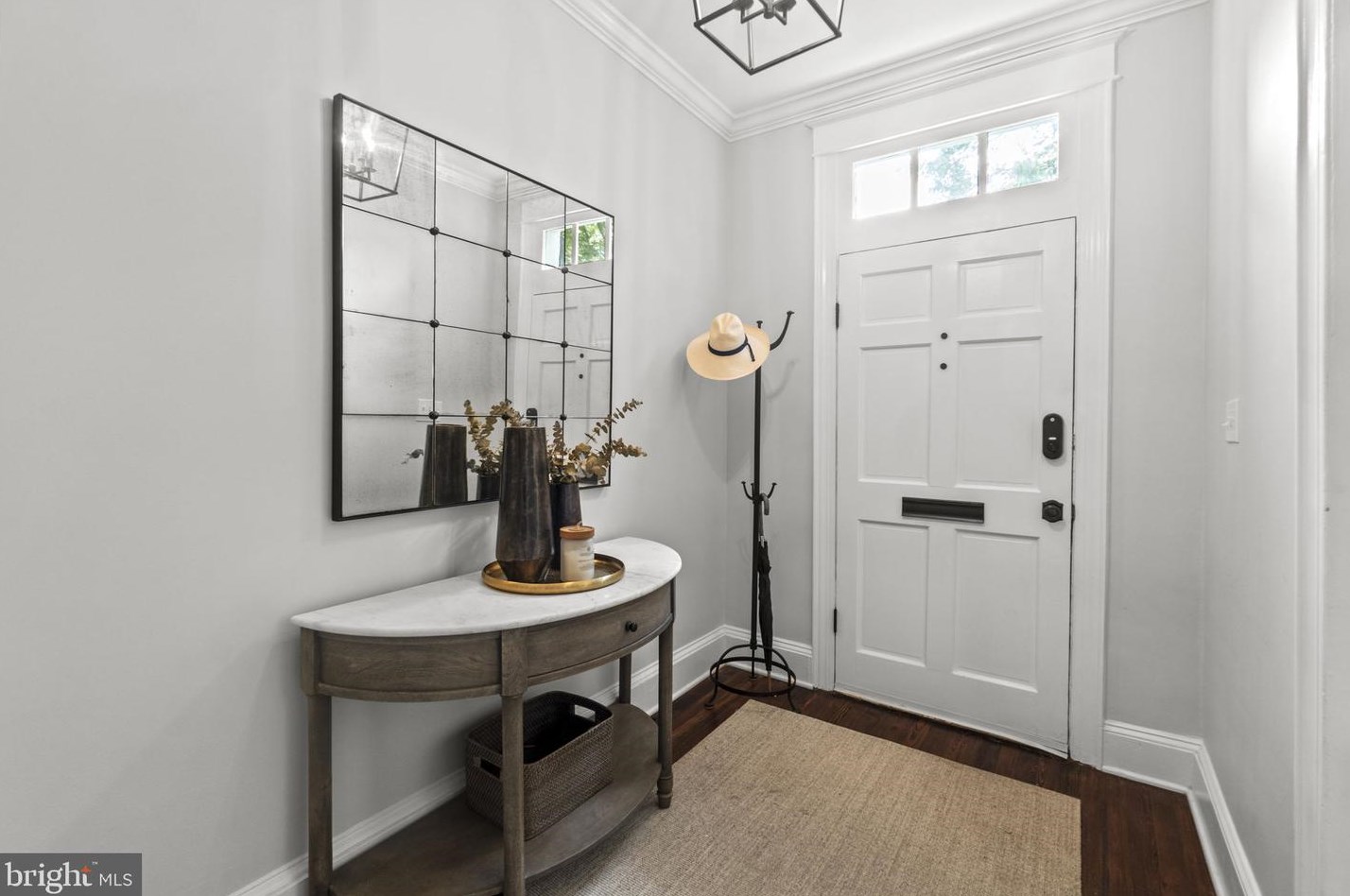 3025 Cambridge Pl, Washington DC  20007-2914 exterior