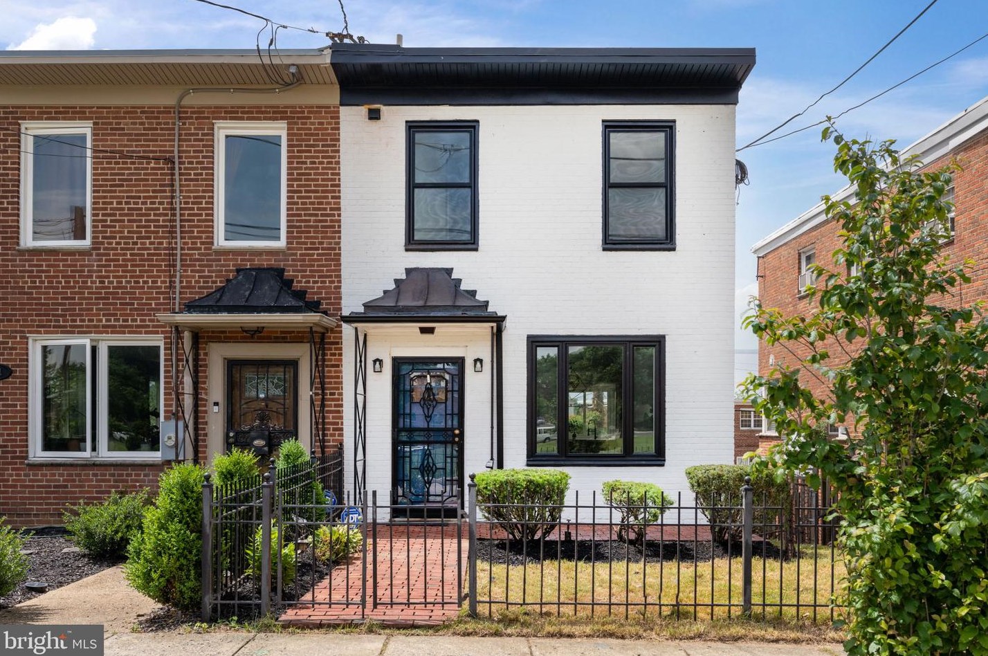 1239 Gallatin St, Washington DC  20017-2856 exterior