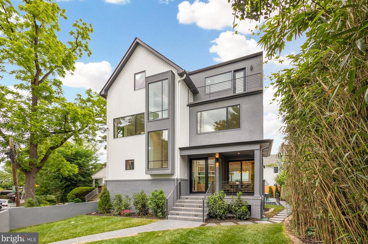 4525 Grant Rd, Washington, DC 20016-1821
