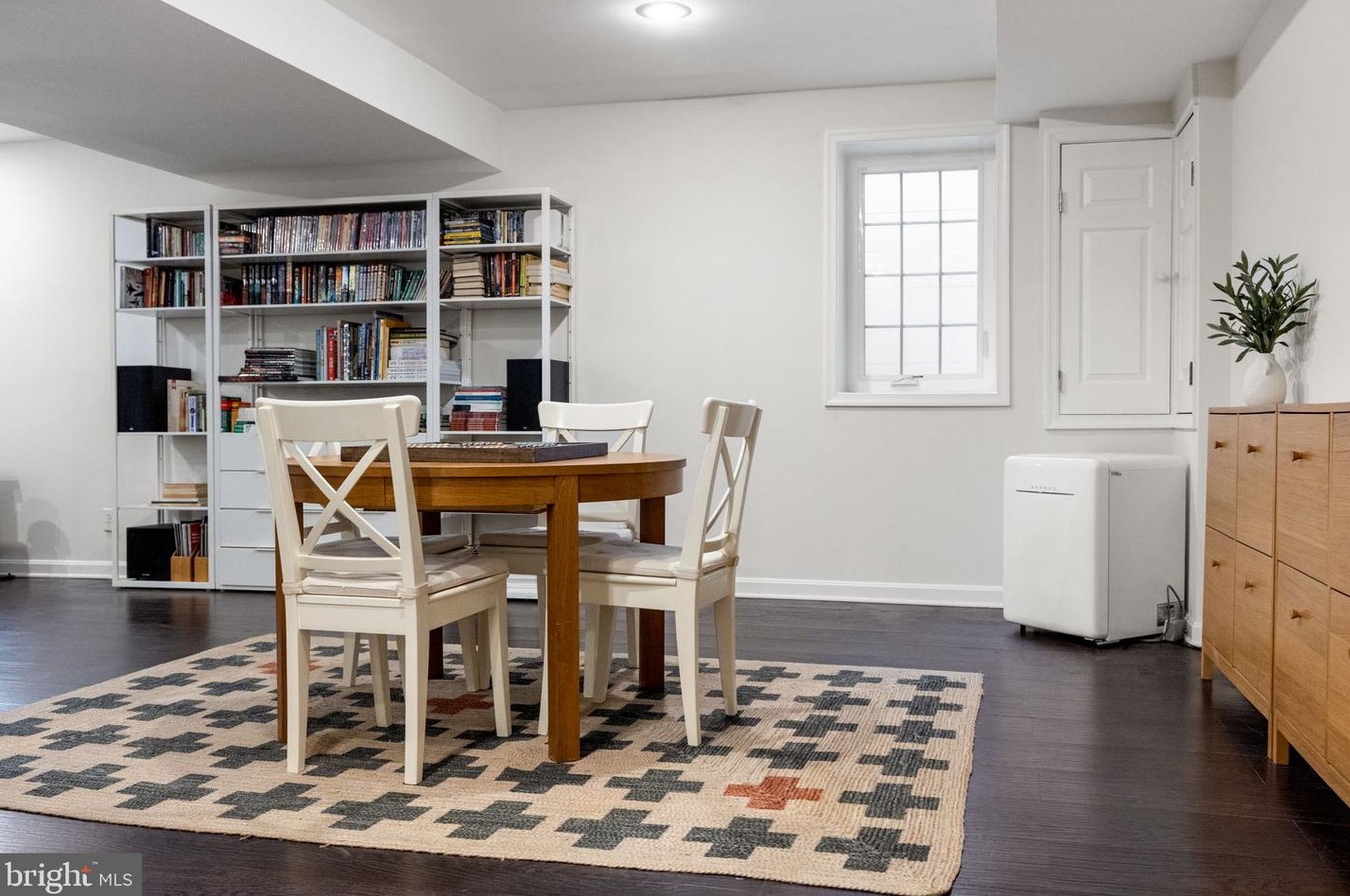 4253 Fordham Rd, Washington DC 20016-1931 exterior