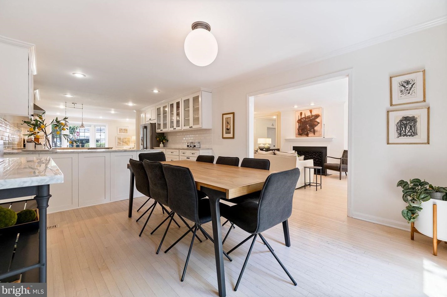 4253 Fordham Rd, Washington DC 20016-1931 exterior