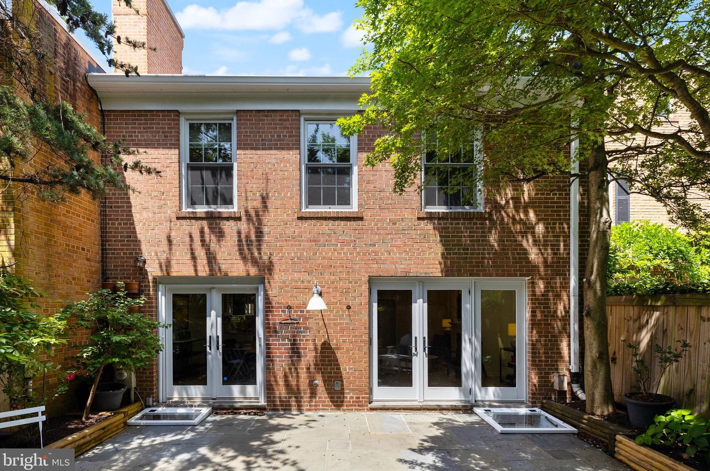 4253 Fordham Rd, Washington DC 20016-1931 exterior