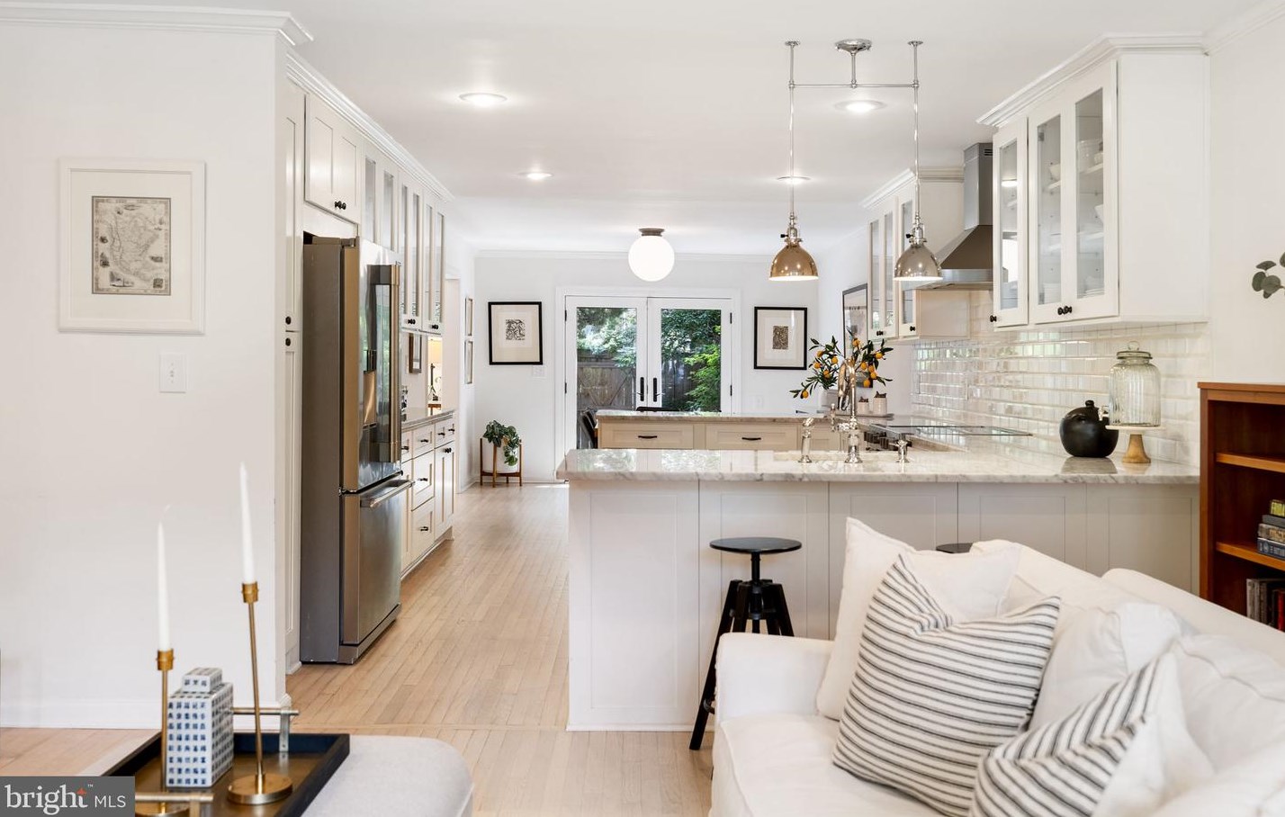 4253 Fordham Rd, Washington DC 20016-1931 exterior