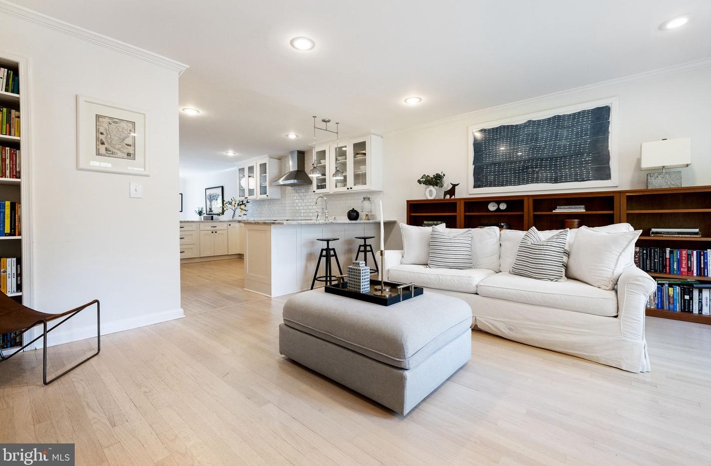 4253 Fordham Rd, Washington DC 20016-1931 exterior