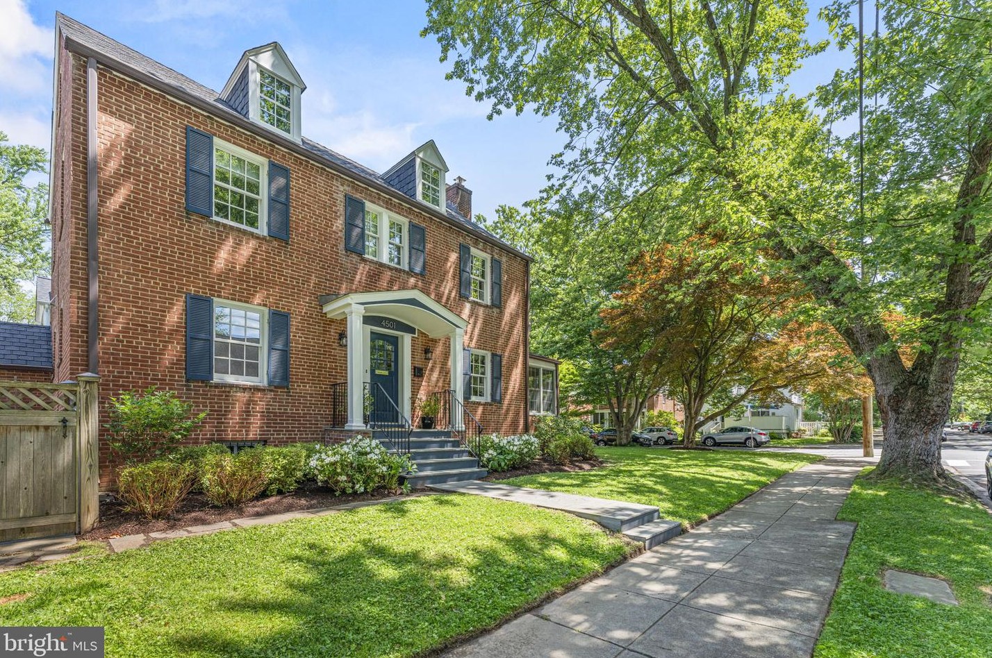 4501 Chesapeake St, Washington, DC 20016-4461