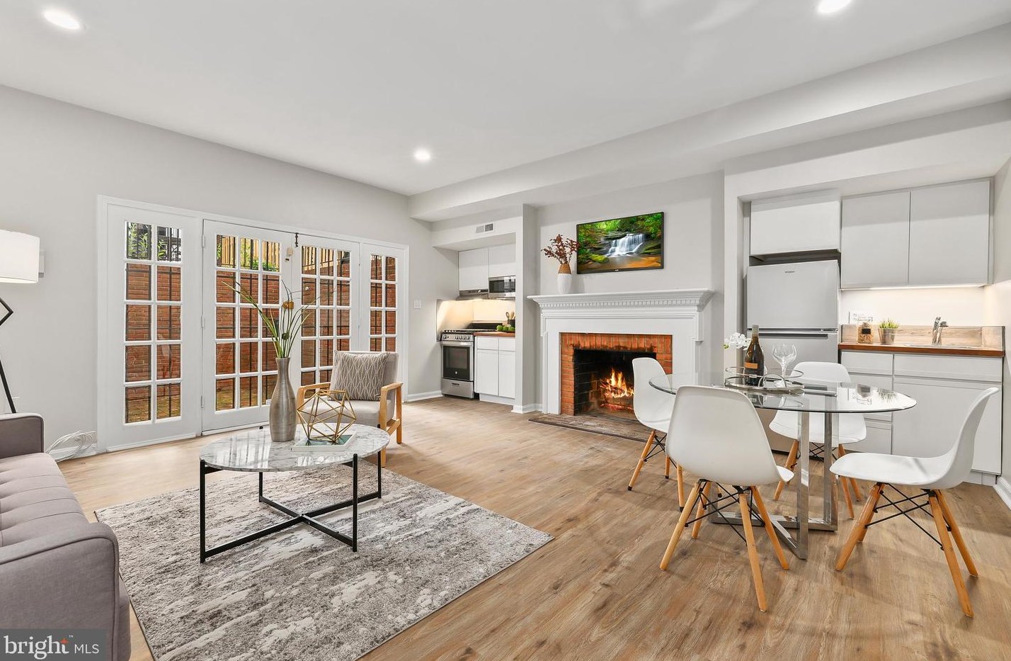 525 7 St, Washington DC 20003-2738 exterior