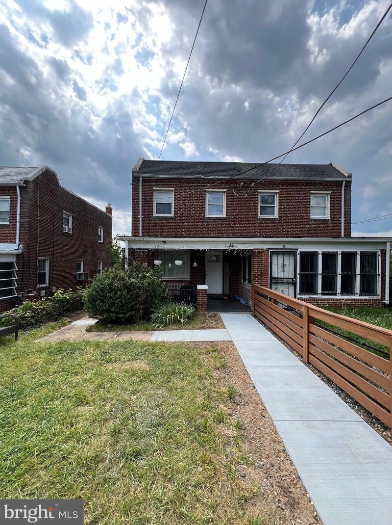 44 Burns St, Washington DC  20019-3359 exterior