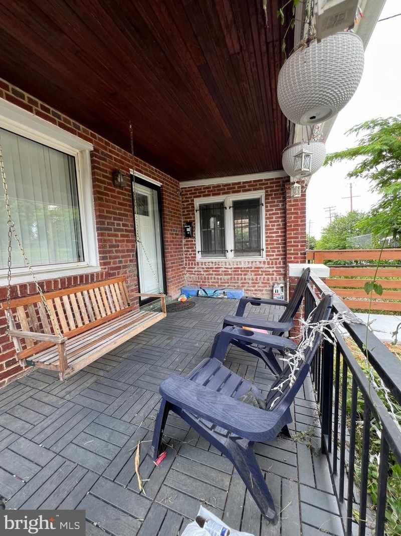 44 Burns St, Washington DC  20019-3359 exterior