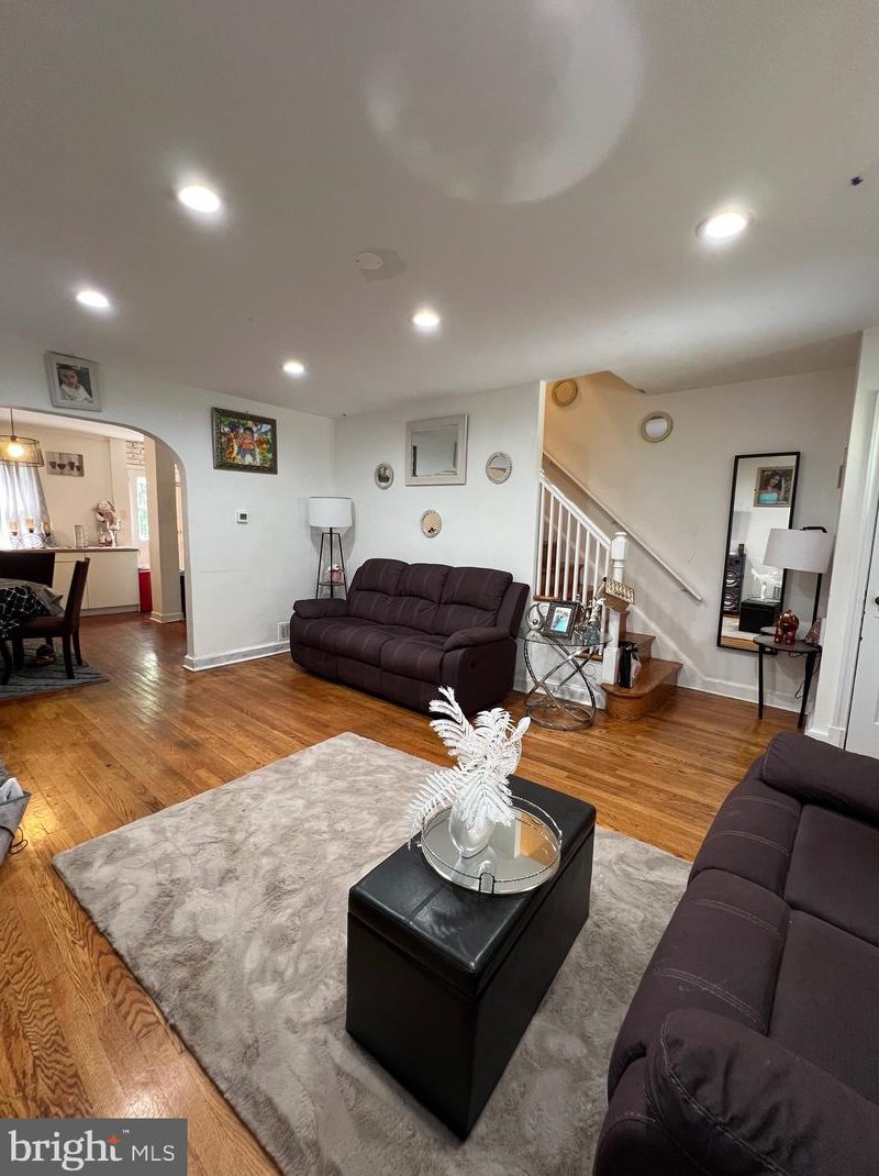 44 Burns St, Washington DC  20019-3359 exterior