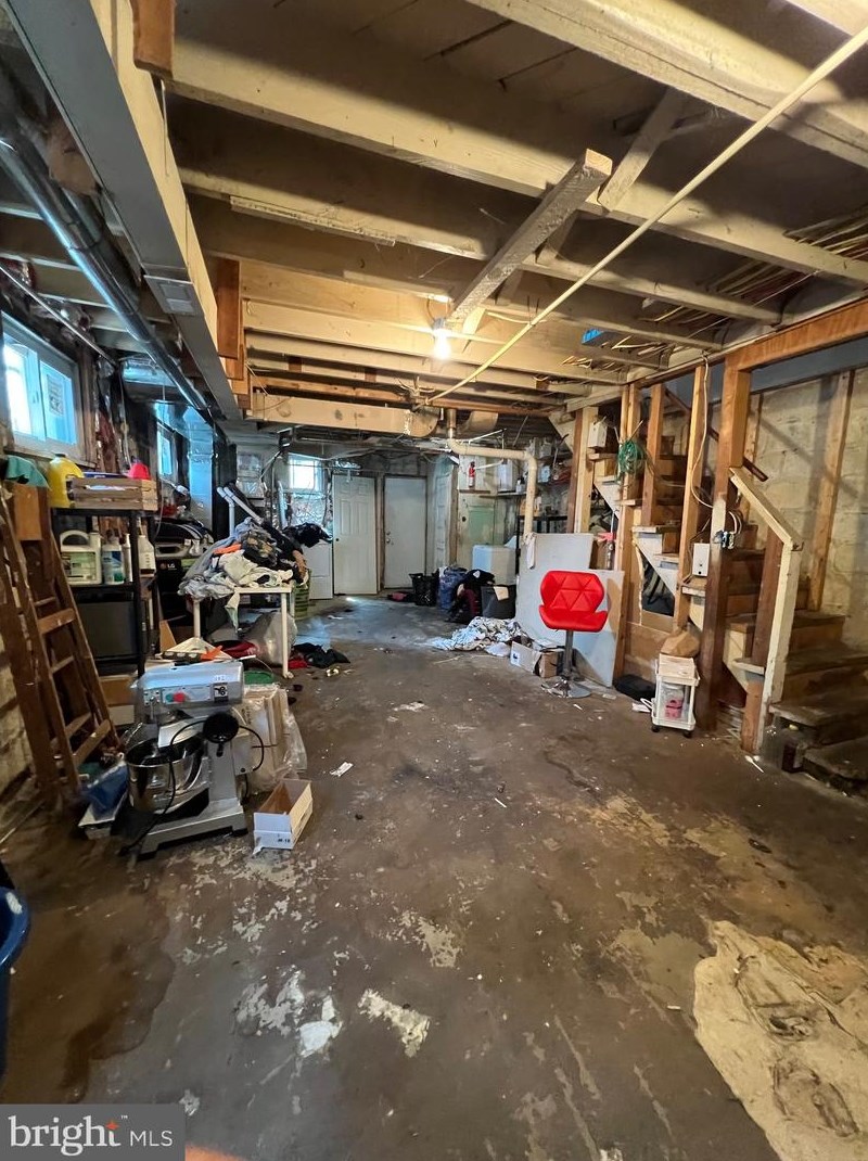 44 Burns St, Washington DC  20019-3359 exterior