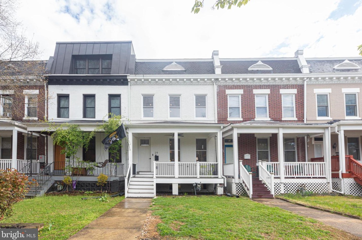 29 Michigan Ave, Washington, DC 20002-1011