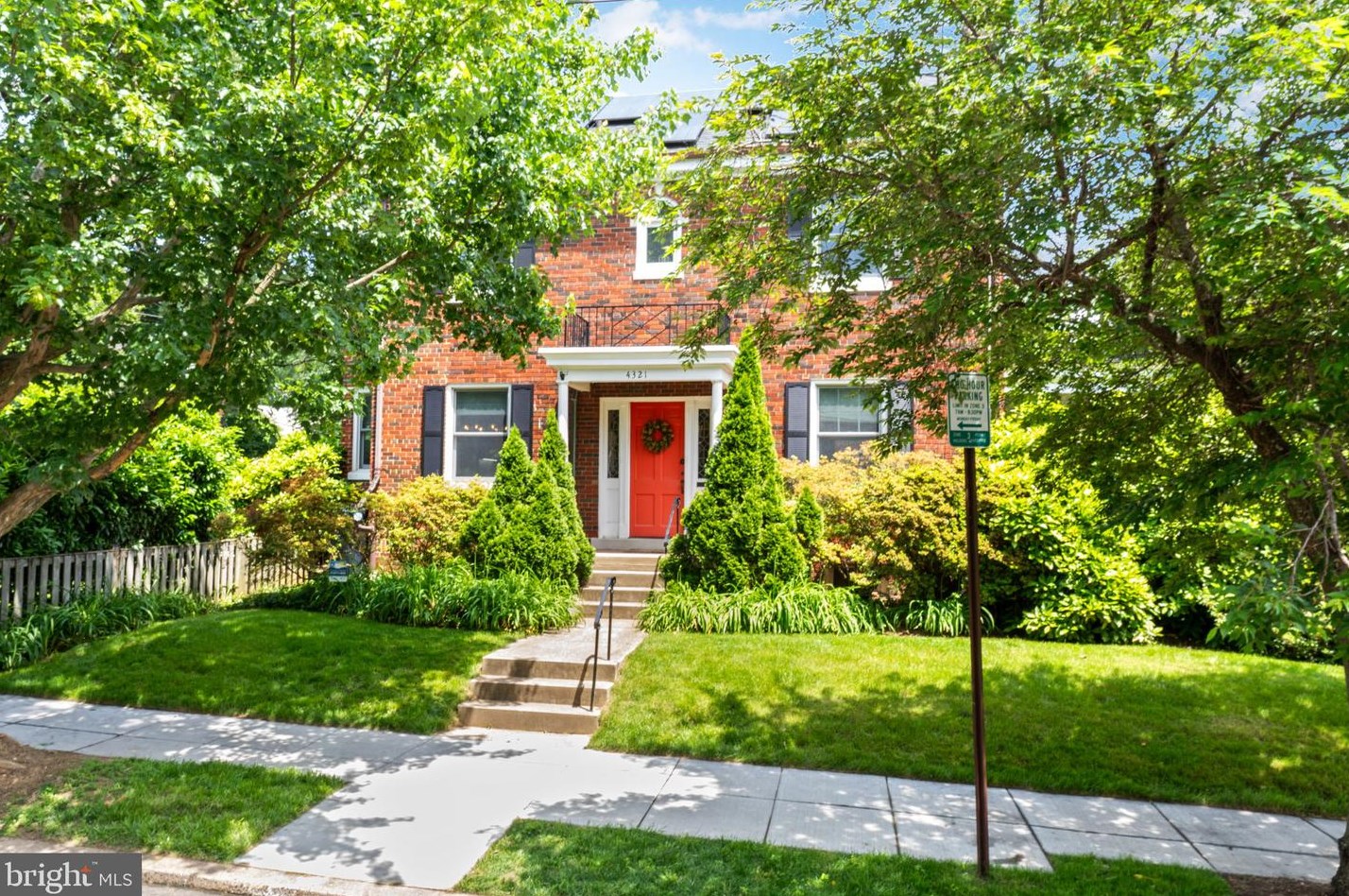 4321 37th St Nw, Washington, DC 20008