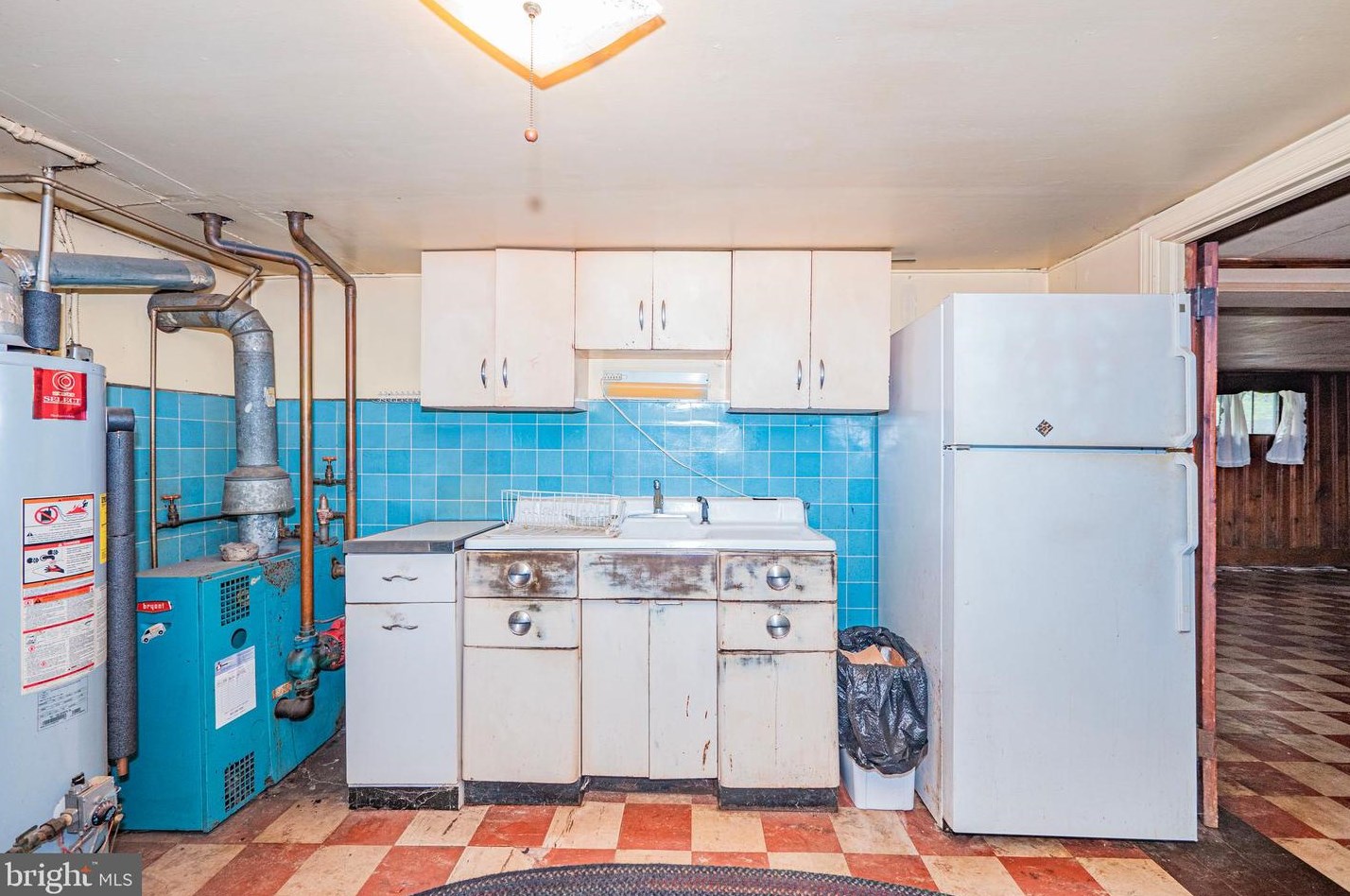 3669 Camden St, Washington DC 20020-1271 exterior