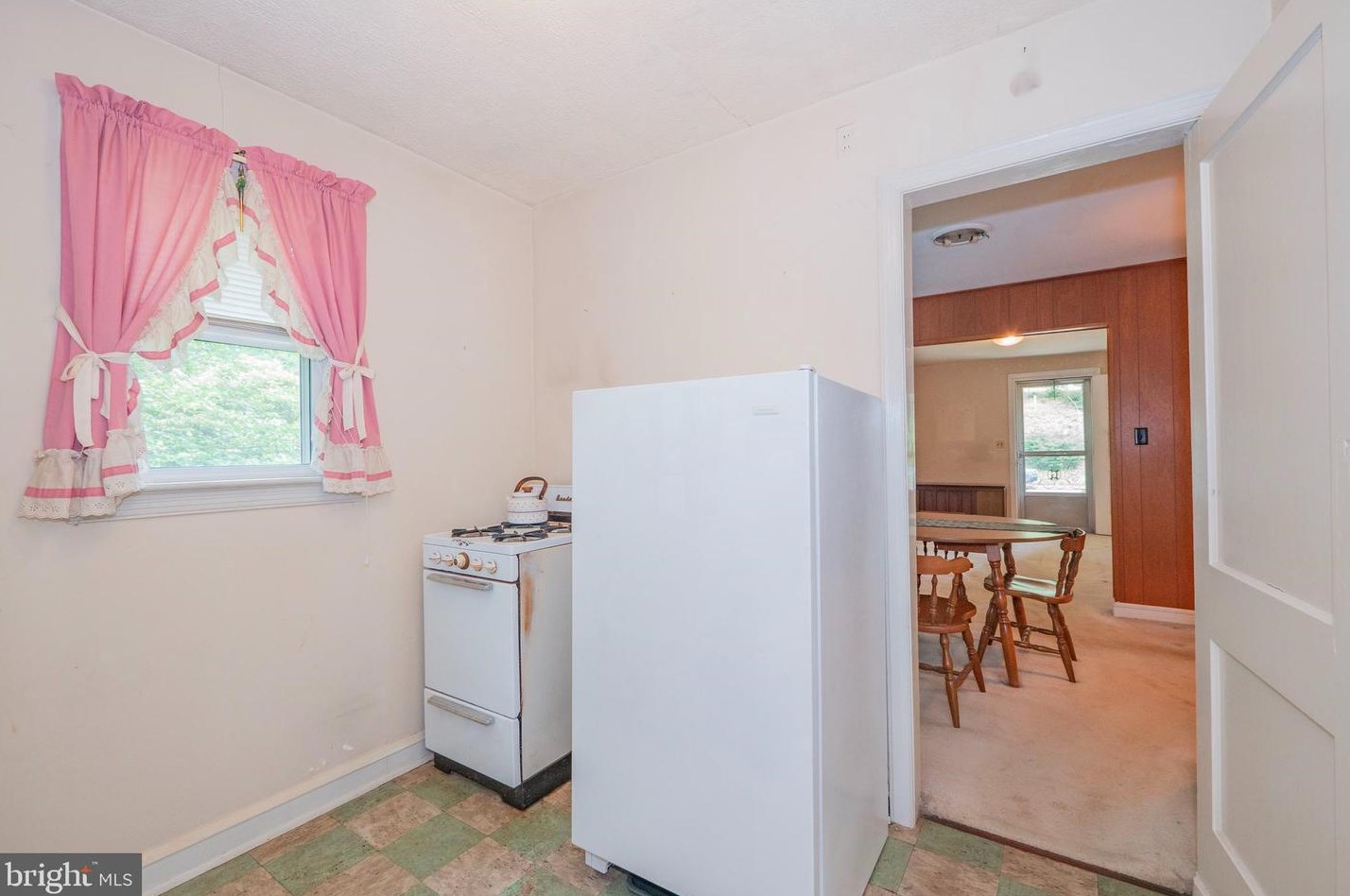 3669 Camden St, Washington DC 20020-1271 exterior