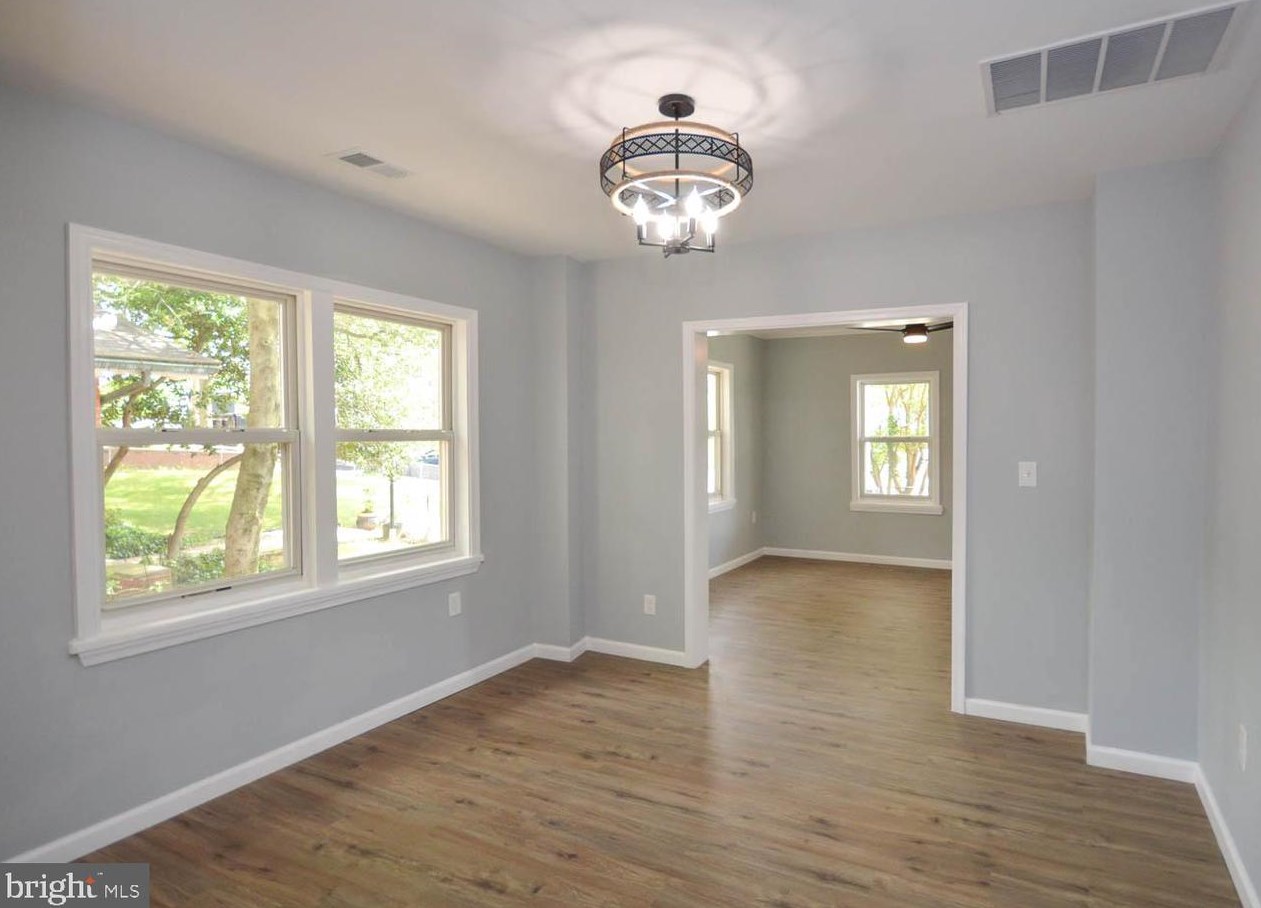 48 53 Pl, Washington DC 20019-6532 exterior