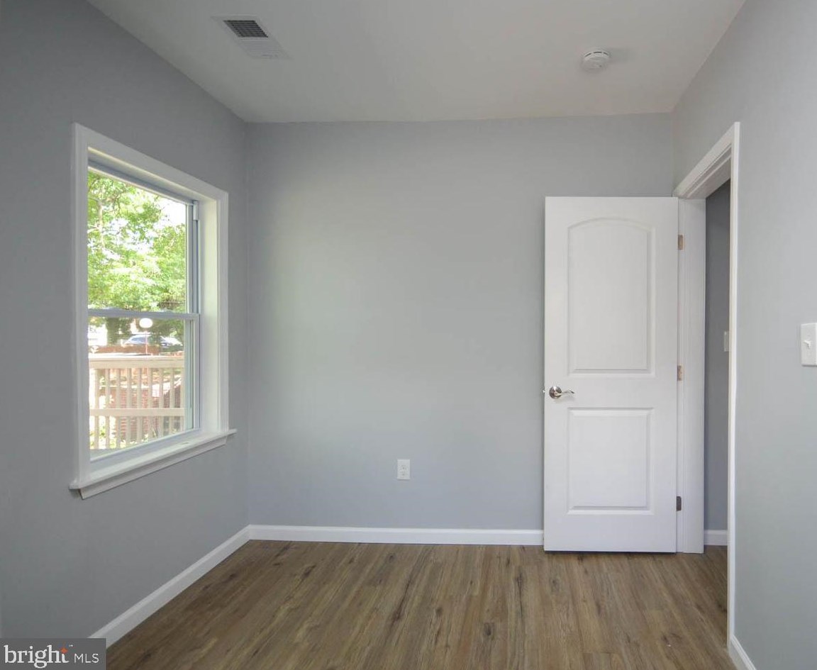 48 53 Pl, Washington DC 20019-6532 exterior