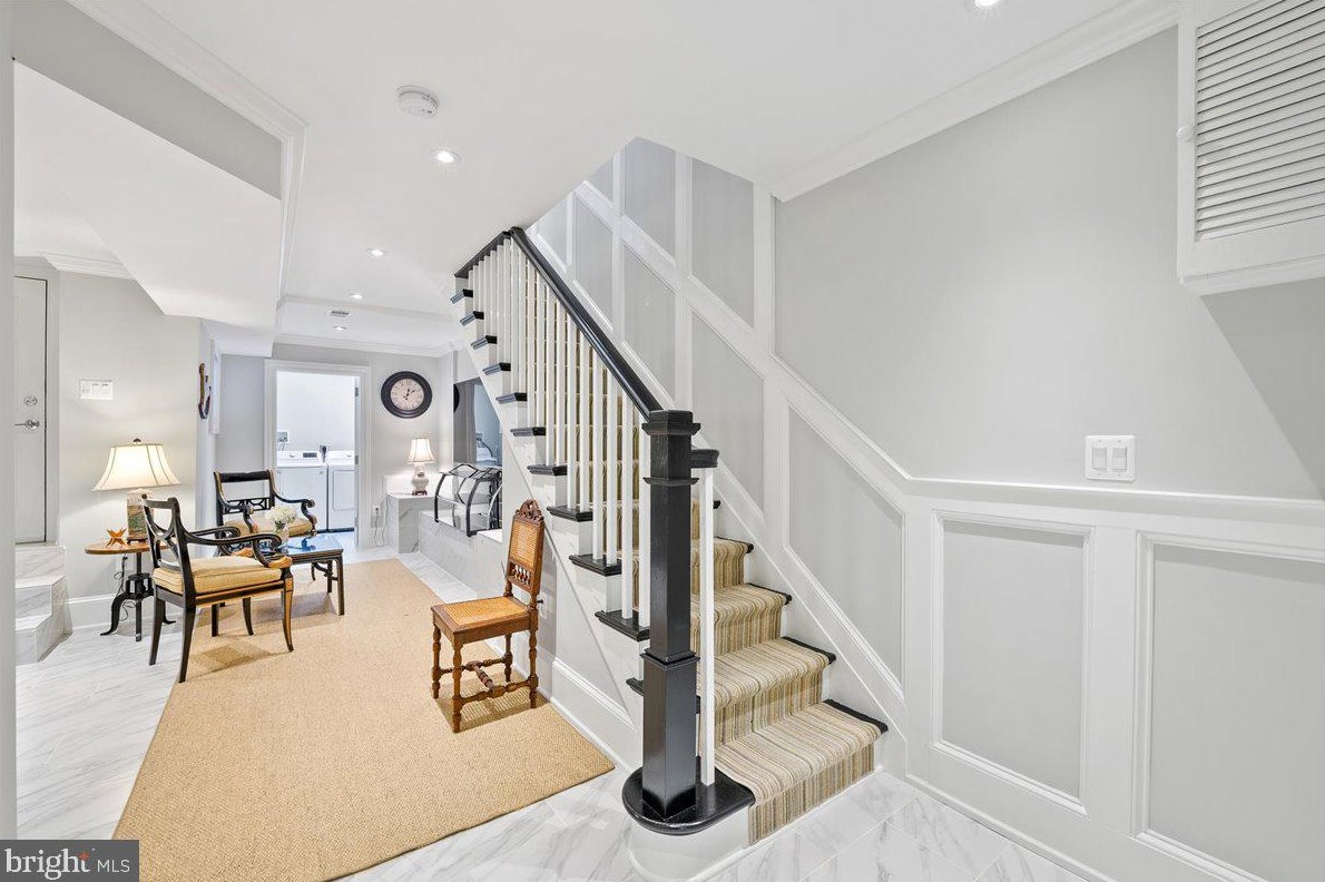 1653 34 St, Washington DC 20007-2742 exterior