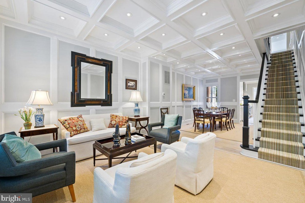 1653 34 St, Washington DC 20007-2742 exterior