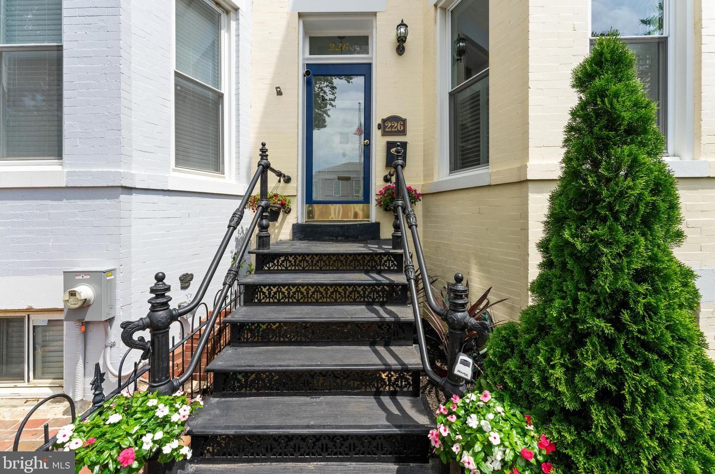 226 G St Ne, Washington, DC 20002