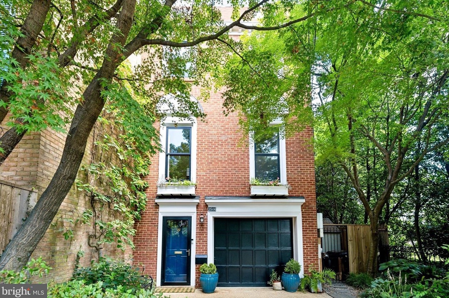3506 Idaho Ave, Washington, DC 20016-3152
