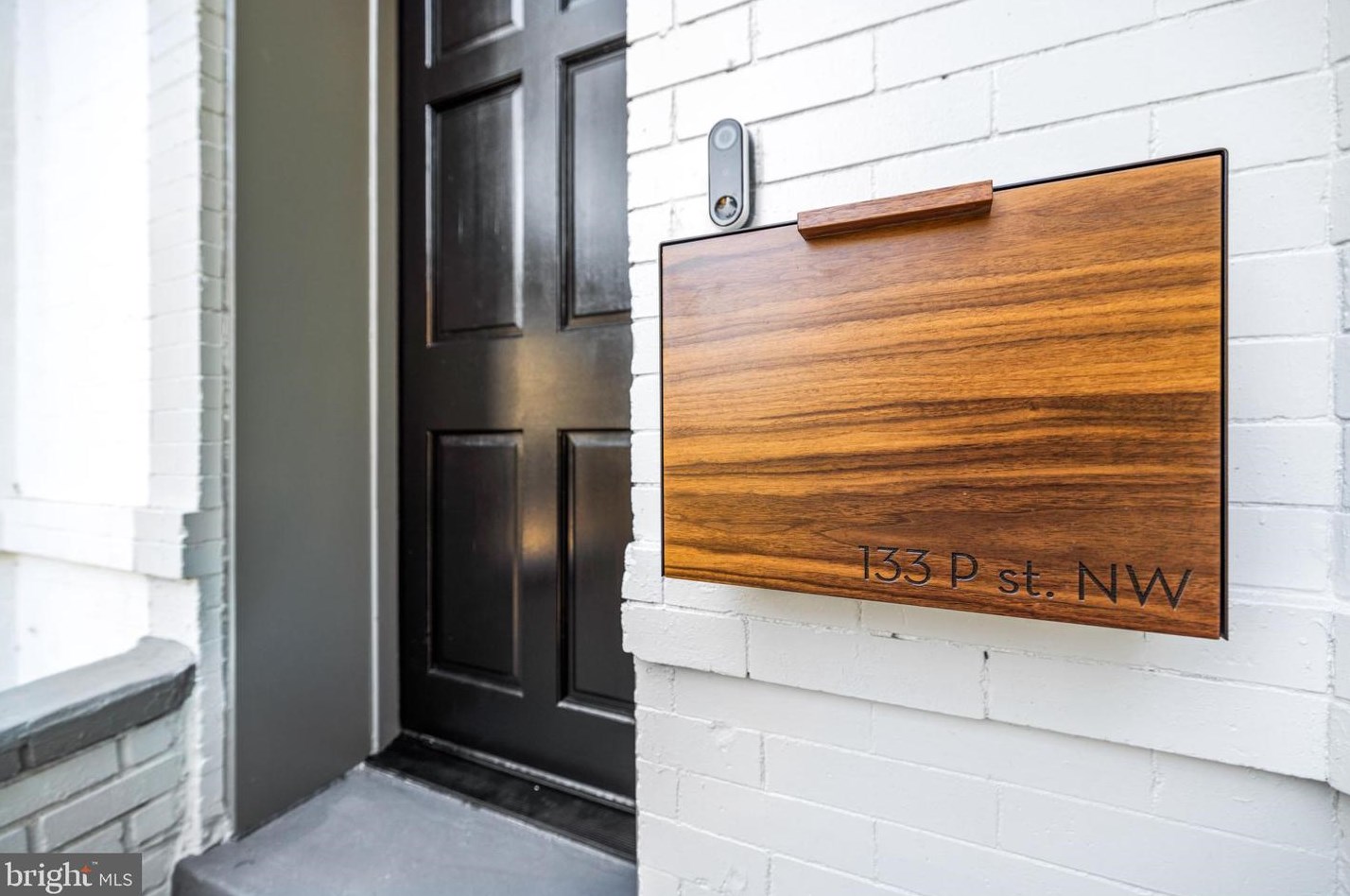 133 P St, Washington DC  20001-1115 exterior
