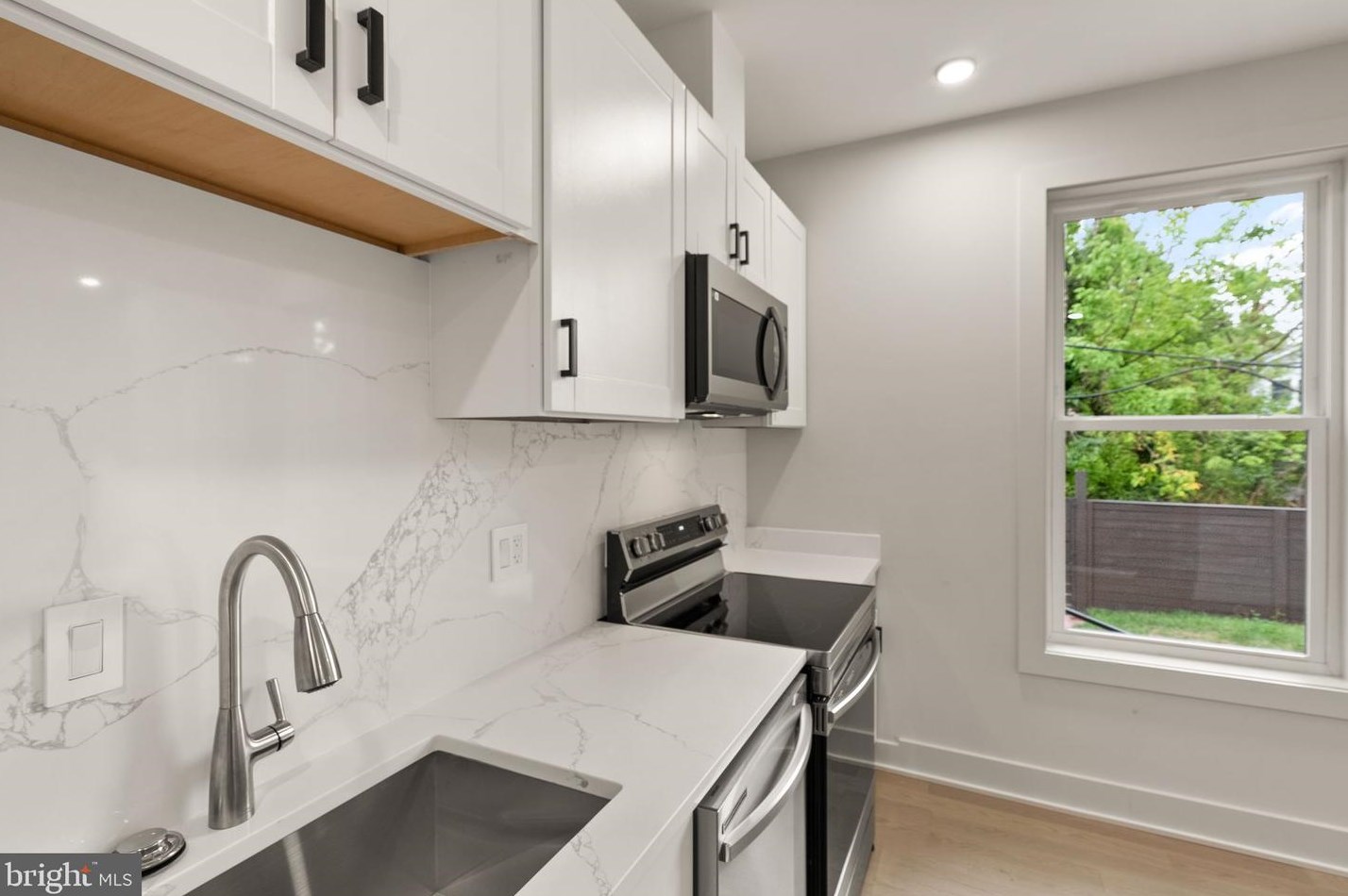 6118 30th St, Washington DC  20015-1512 exterior