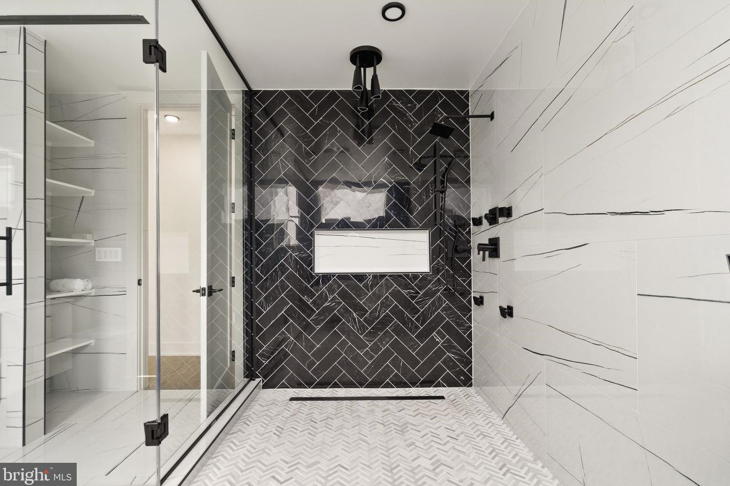 6118 30th St, Washington DC  20015-1512 exterior