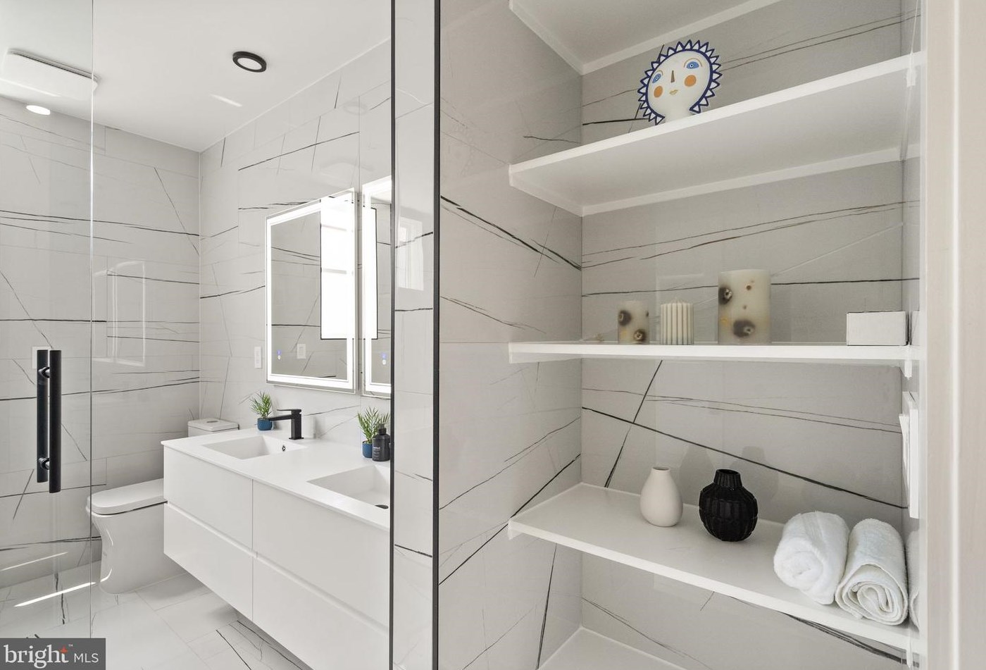 6118 30th St, Washington DC  20015-1512 exterior